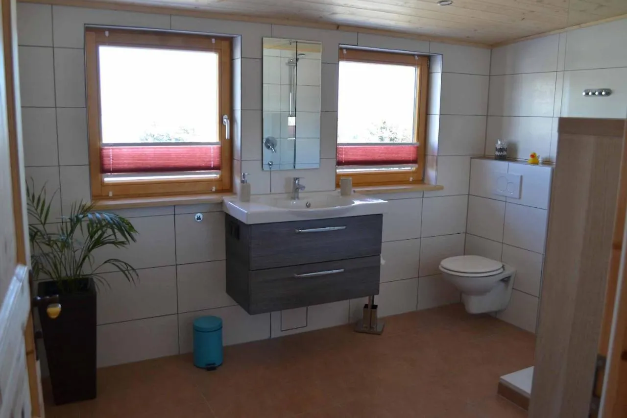 Straub / Ferienwohnung Allgaeublume Oy-Mittelberg Tyskland